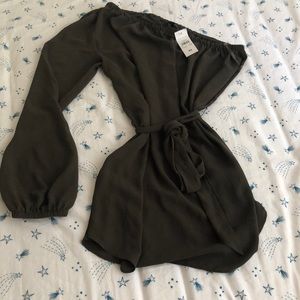 Ann Taylor One Arm Olive Shirt